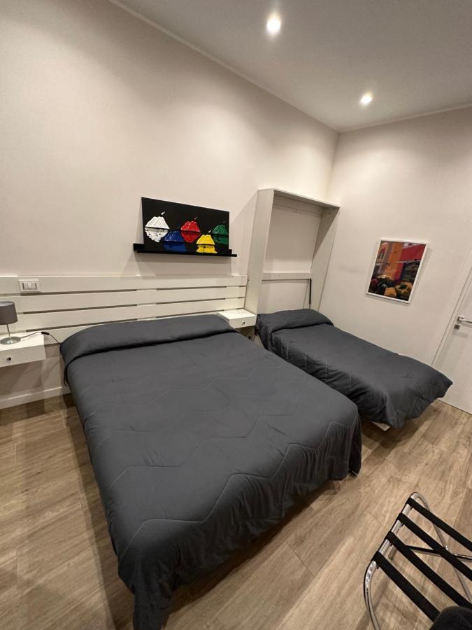 B&B Palazzina Avallone Napels Buitenkant foto